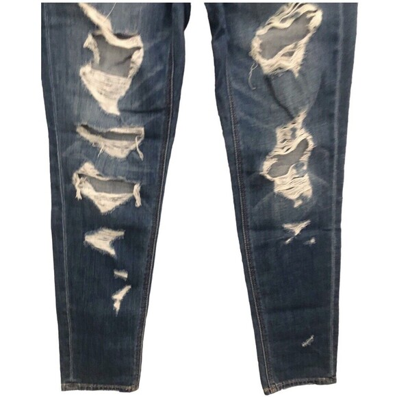 American Eagle AEO Tomgirl Distressed Jeans Size 2 Light Wash - Picture 6 of 13